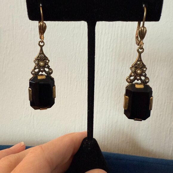 Jewelry - Vintage Classic Earrings Gold, Black & Pearl Earrings Holiday Special Occasion